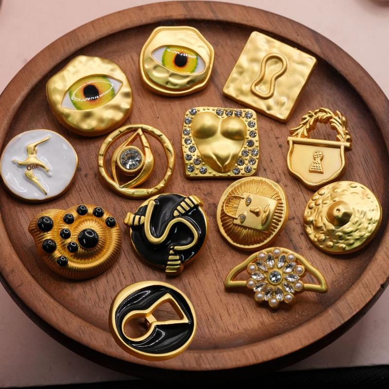 Bouton Métallique Vintage en F - Embellish Craft avis et prix